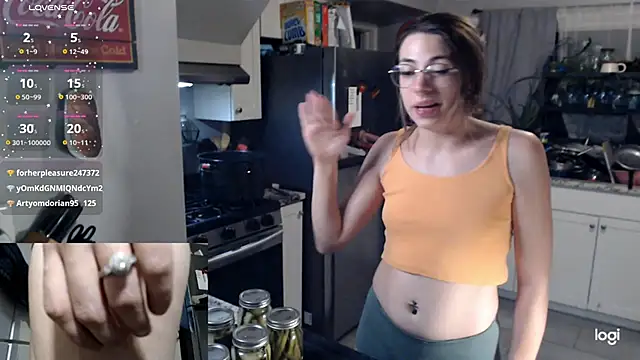 KierBearKisses' Live XXX Chat