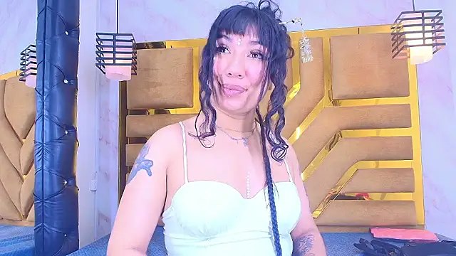 Soleil_66's Live XXX Chat