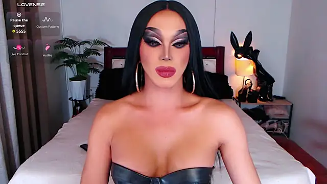 Chat XXX en directo de xQueenElektrax