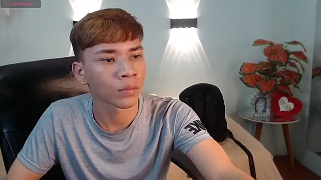 Chat +18 de nathanclay ao vivo