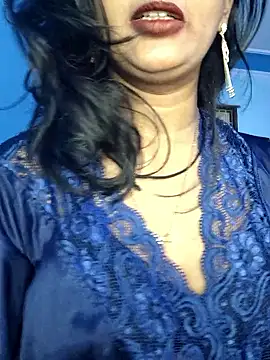 Janu-hasena's Live XXX Chat