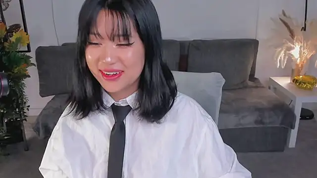 Erika_Kim élő XXX-chatje