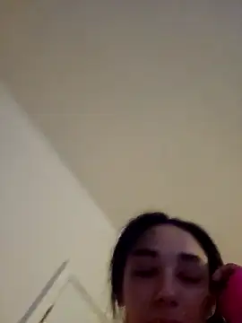 LucyMiax Adlı Modelin Canlı XXX Sohbeti