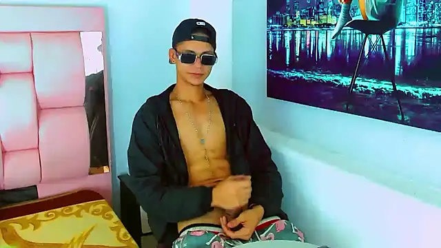 Chat +18 de Axel_Marcu ao vivo