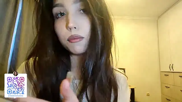 Qwami_Amie's Live XXX Chat