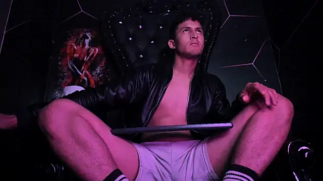 Chat +18 de Ethan_Waalker ao vivo