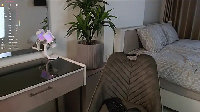 HloeChic élő XXX-chatje