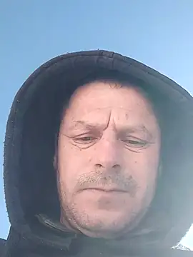 Ivan9iutt's Webcam Show