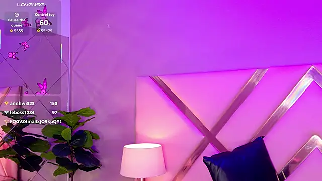 MalaikaBrown élő XXX-chatje