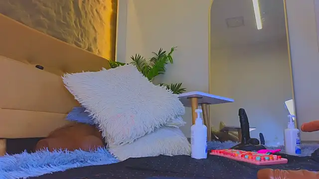 Isa__Blanc: απευθείας συνομιλία ΧΧΧ