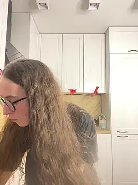 Czat XXX na żywo – MartiniiSelenna