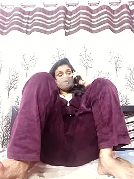 Gullapi élő XXX-chatje