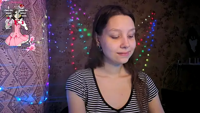 QutieDaSweet Adlı Modelin Canlı XXX Sohbeti