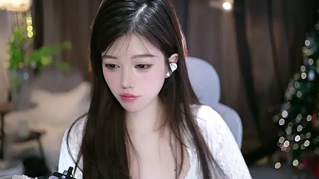 Cecily 现场XXX聊天