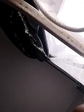 Kamdollie 即時 XXX 聊天