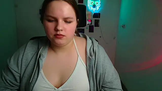 Chatroom XXX en direct de Kitty_Mia_Kitty