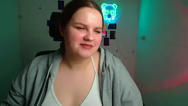 Kitty_Mia_Kitty: онлайн-секс-чат