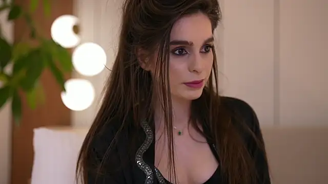 DoviaClaire élő XXX-chatje