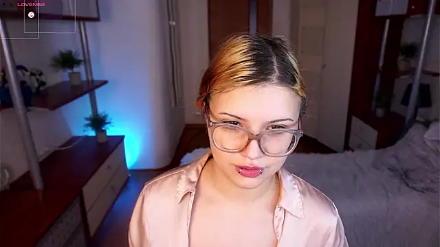 VerniceEngelking Chat XXX in diretta