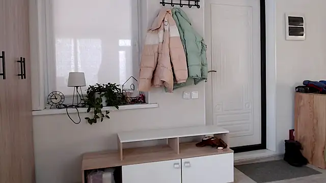 increible_della's Live XXX Chat