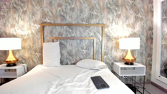 KarenNewman's Live XXX Chat