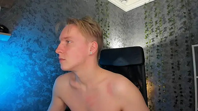 Вебкам-шоу AlexxSweet