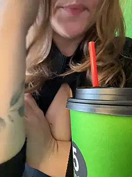 Онлайн чат XXX CrazyTori