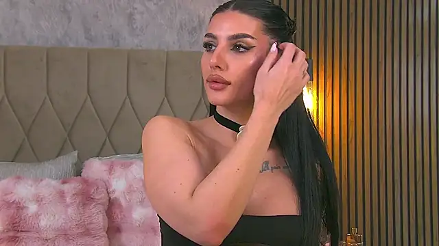 AmyBlair Adlı Modelin Canlı XXX Sohbeti