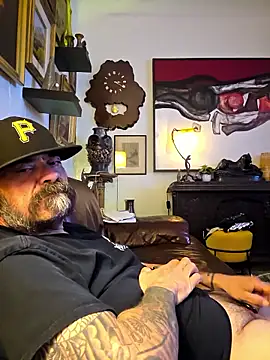 Simian_Beard Live XXX-chat
