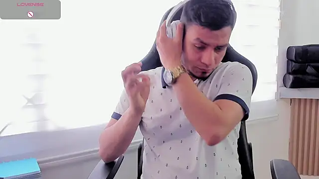 Rick_Adams Adlı Modelin Canlı XXX Sohbeti