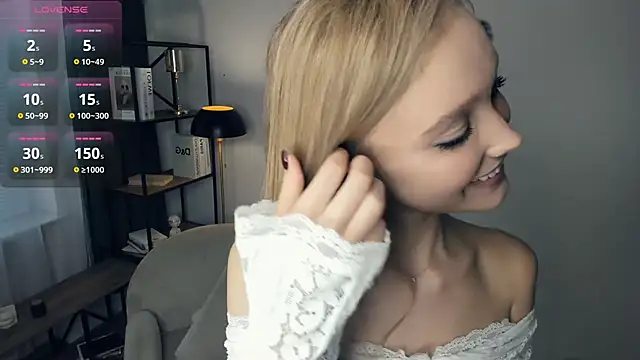 Chatroom XXX en direct de SerrenaAa