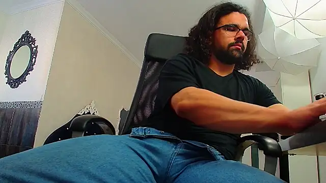 Онлайн чат XXX KysonRhodes