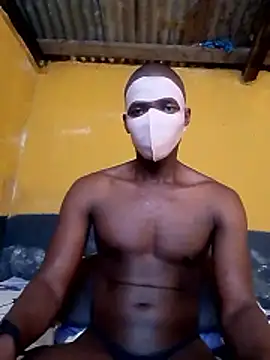 HornyAss_Bitch Adlı Modelin Canlı XXX Sohbeti