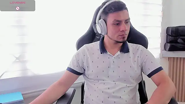 Rick_Adams Chat XXX in diretta