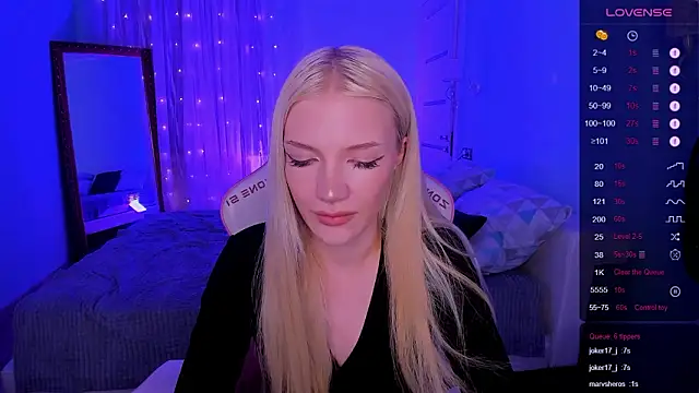 Chatroom XXX en direct de AnyaTaylor_