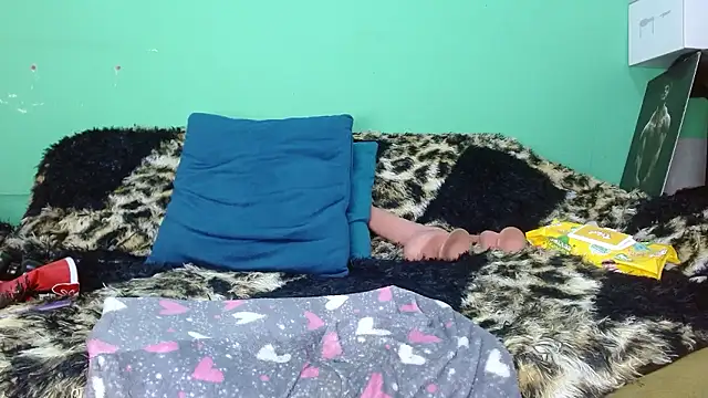 Онлайн чат XXX avaleri_cherry