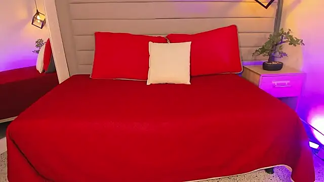 Hisoka_011's Live XXX Chat