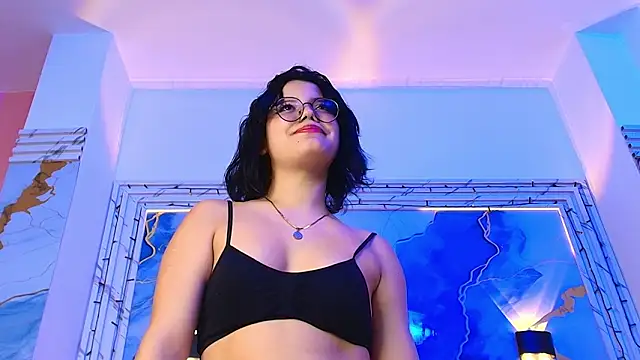 Girls_from_medellin's Live XXX Chat