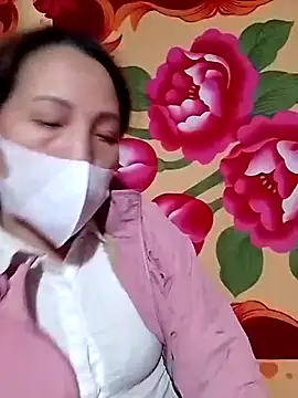 Gummiesu Show Webcam