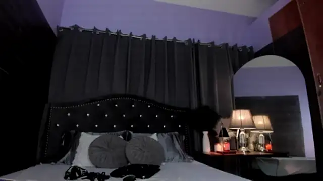 BriannaMckinley élő XXX-chatje