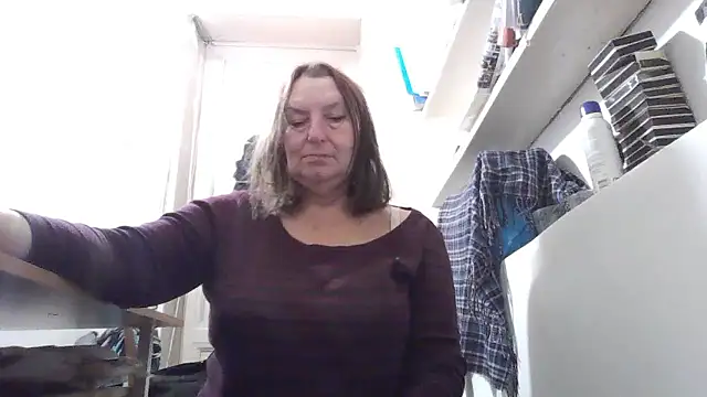 AnnaLive570 Chat XXX in diretta