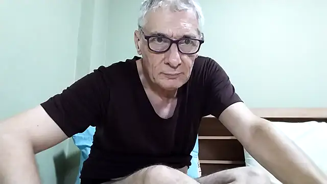 XXX chat uživo modela BIGUNCUTHARDCOCK