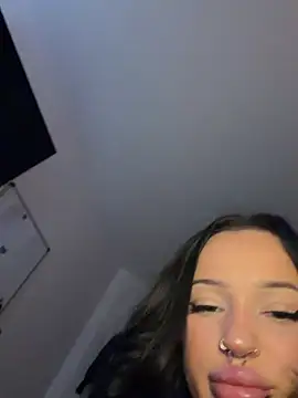 Chatroom XXX en direct de madelinexx