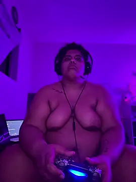 1n0nlythroat's Live XXX Chat