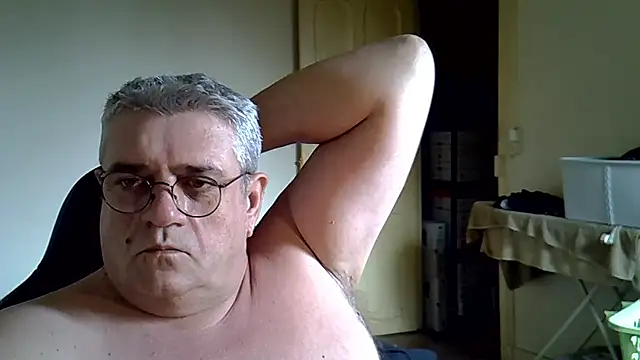 _hippo_'s Live XXX Chat