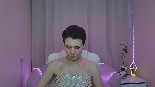 Czat XXX na żywo – AvaSaturnian