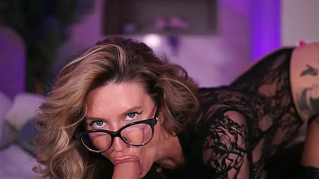 AvaMaddisson's Live XXX Chat