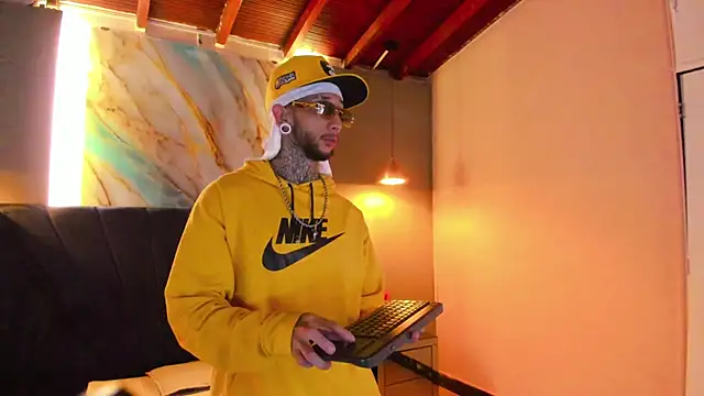 Chat XXX ao vivo de axel_valtier