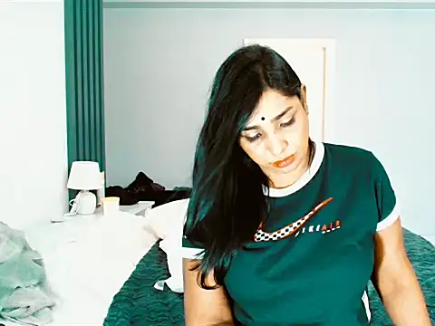 apishkagalmon's Live XXX Chat