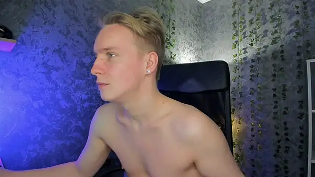 AlexxSweet's Webcam Show